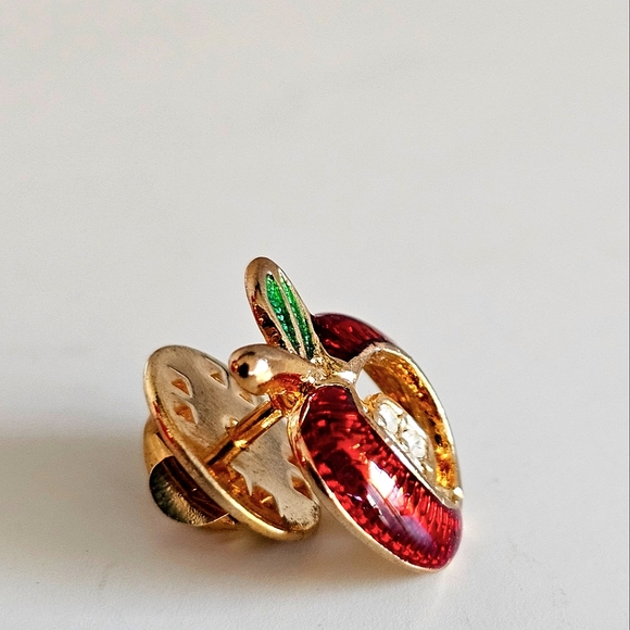 Red Apple Lapel Hat Jacket Pin With Four Clear Rhinestone Seeds, Original Box - Picture 5 of 8